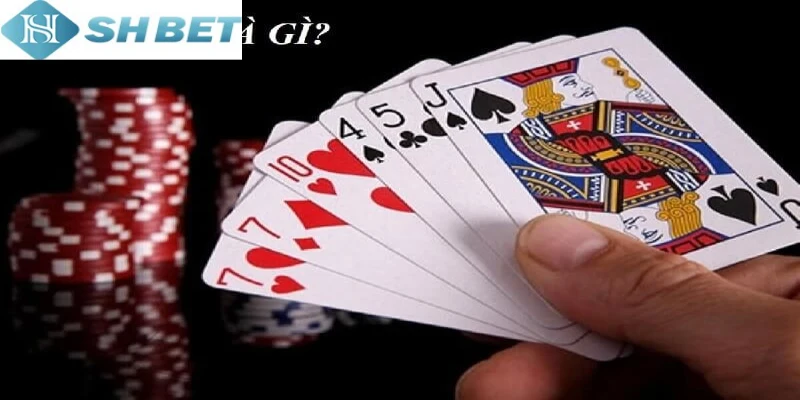 Bài Sâm lốc là một trò chơi đánh bài thú vị và dễ chơi trên game bài