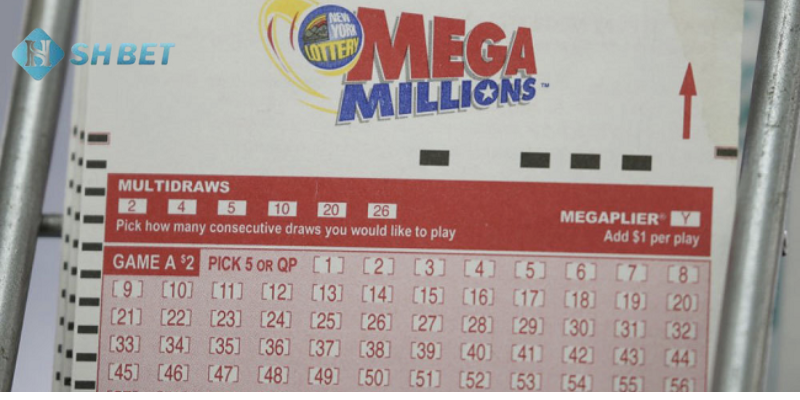 Người chơi đang lựa chọn số may mắn khi tham gia xổ số New York.